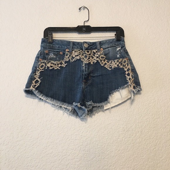 American Eagle Outfitters Pants - American Eagle Hi Rise Festival Shorts